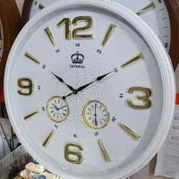 ساعت دیواری سه موتور فعال طوسی قهوه ای سفید