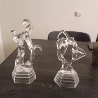 مجسمه کریستال