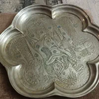 سینی قدیمی|کلکسیون اشیاء عتیقه|شهر ری, شهرک نظامی|دیوار