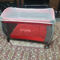 تخت خواب (پارک) نوزاد و کودک|تخت و سرویس خواب|بروجرد, |دیوار