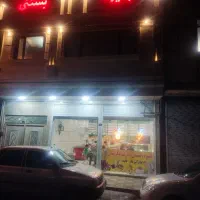 دو دهنه مغازه به متراژ 45متر مربع حکمت شمالی|اجارهٔ مغازه و غرفه|قم, حکمت شمالی|دیوار