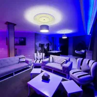 اجاره واحد مبله ماهانه فول امکانات فقط ماهانه|اجارهٔ کوتاه‌مدت آپارتمان و سوئیت|تهران, فلسطین (میدان انقلاب)|دیوار