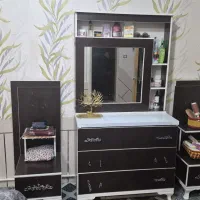 تخت خواب، میز آرایش