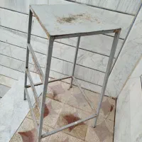 چهارپایه|صندلی و نیمکت|تیران, |دیوار