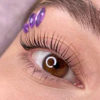 تخفیف لیفت ابرو + مژه