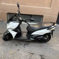 J200اسکوتر