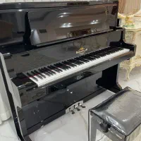 پیانو آکستیک برگمولر