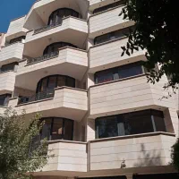 فروش ساختمان با موقعیت ، نقشه و امکانات اداری