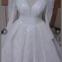 لباس عروس با تاج و شنل و گل رایگان|لباس|یزد, |دیوار