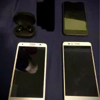 چندتا گوشی فروش یا معاوظه با چیزی که بکارم بیاد.