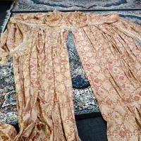 پرده ضخیم مناسب در آرایشگاه ها و سالن