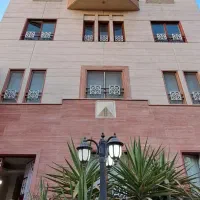 گلنازجنوبی-150-متر-3-خواب-با-آسانسور-و-پارکینگ