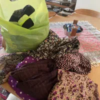 تعدادی قواره پارچه همه با هم ۲ میلیون تومان