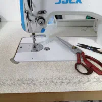 خیاط یا کمک خیاط