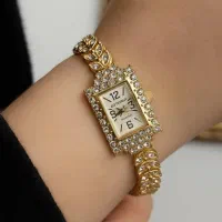 ساعت زنانه دستبندی خیلی زیبا