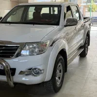 تویوتا هایلوکس دوکابین بلند دنده ای ۲۰۱۴|خودرو سواری و وانت|بانه, |دیوار