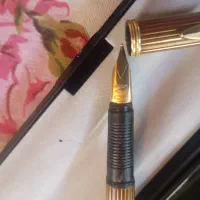 خودکارنوک طلا