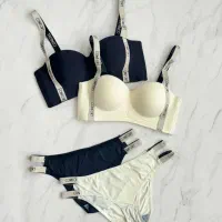 کلاسیک معمولی|لباس|گرگان, |دیوار