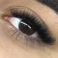 اکستنشن مژه و لیفت مژه و ابرو