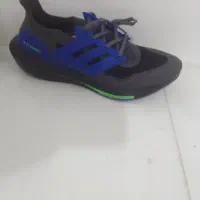 کفش آدیداس ultraboost(د8 میلیون زیر قیمت بازار)|کیف، کفش، کمربند|شیراز, صنایع الکترونیک|دیوار
