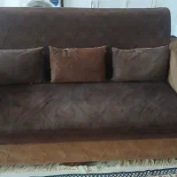 مبل ۷ نفره همراه با یک میز بزرگ و ۳ میز عسلی