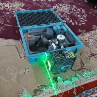 تراز لیزری ماکوتا