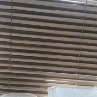 دوتا پرده کرکری فلزی