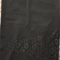 یکعدد دامن مشکی کرپ کش مدل راسته