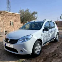 رنو ساندرو مدل ۹۶