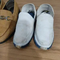 دوجفت کفش بچه گانه یه جفت کلاش یه جفت مجلسی|کیف، کفش، کمربند|جوانرود, |دیوار