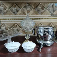 شکلات خوری شیرینی خوری