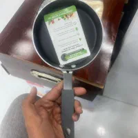 ماهی تابه دو تیکه|ظروف پختوپز|بندر گناوه, |دیوار