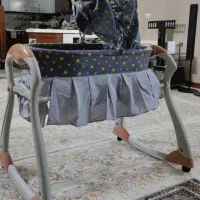 تخت نوزادی کنار مادر نو نو معاوضه با ماشین شارژی|تخت و صندلی بچه|مشهد, جانباز|دیوار