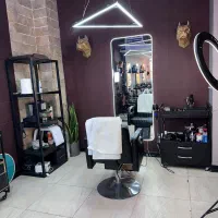 جذب مدل برای کار آموز آرایشگری مردانه