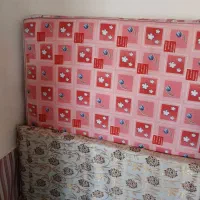 میز ناهار خوری.تلویزیون ۲۱ آنچ.تشک دونفره.کتیبه.|تلویزیون و پروژکتور|جهرم, |دیوار