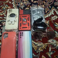 قاب گوشی و عینک نو