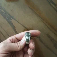 انگشتر در با حکاکی