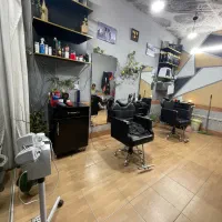 دکور آرایشگاهی در حد نو|آرایشگاه و سالنهای زیبایی|میاندوآب, |دیوار