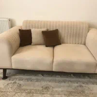 مبل دونفره کرم رنگ