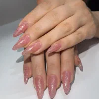 ترمیم /کاشت ناخن / ژلیش|خدمات آرایشگری و زیبایی|شیراز, ریشمک|دیوار