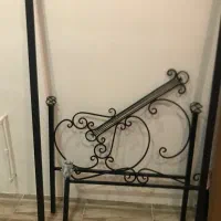 تختخواب فرفورژه کارکرده سالم