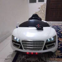 ماشین شارژی آئودی کاملا سالم