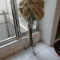 گلدان گل مصنوعی پایه فلزی با