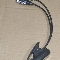 چراغ مطالعه و نت خوان