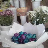 دسته گل رز طبیعی
