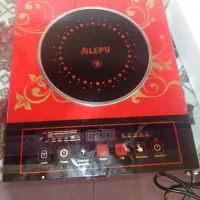 اجاق گاز  برقی القایی  با کنترل لمسی