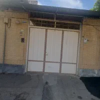 اجاره ویلایی دربه حیاط واقع درمبارکه محله مصلی