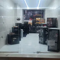 گاوصندوق زیر ویترینی