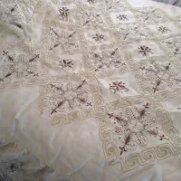 روتختی در حد نو پارچه حریر گلدوزی شده قیمت توافقی