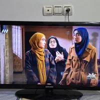 تلویزیون ۳۲ اینچ سامسونگ LED|تلویزیون و پروژکتور|اسلام‌شهر, شهرک قائمیه|دیوار